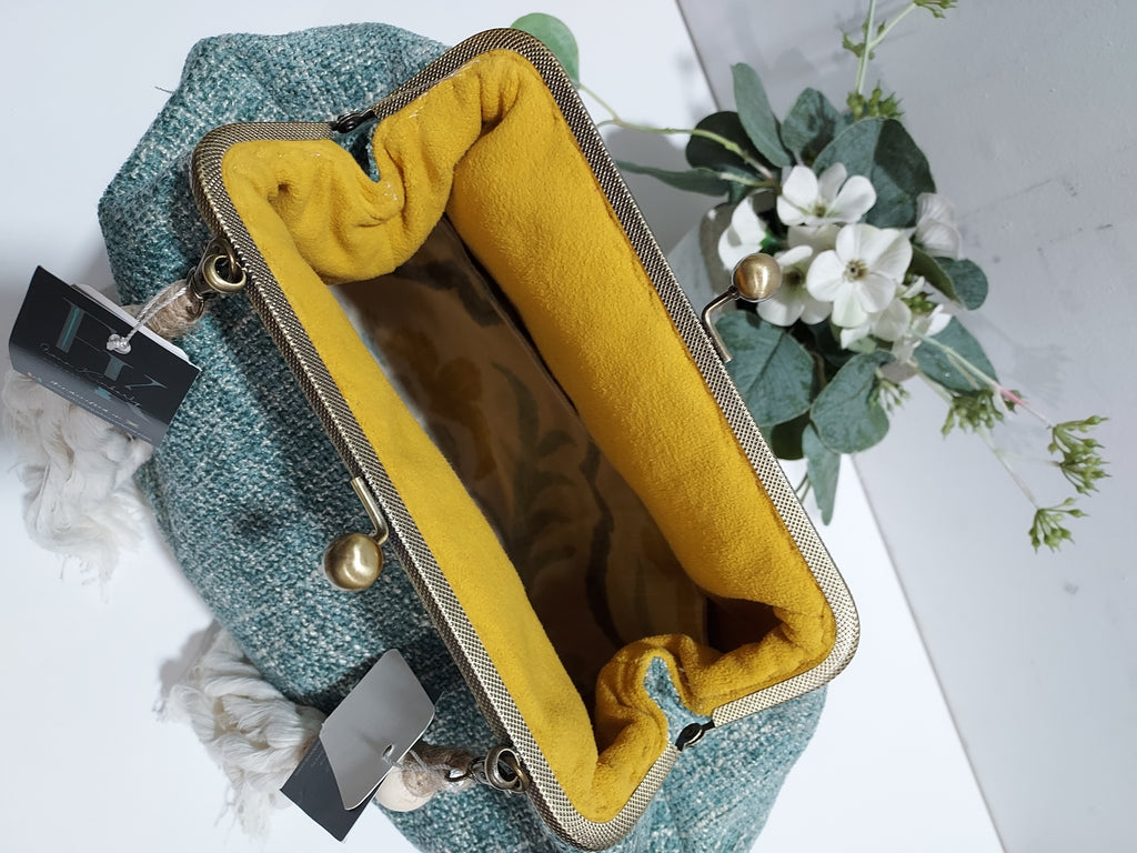 Limited-edition Olivia Vintage Clutch Purse