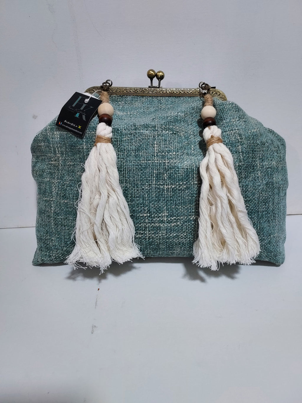 Limited-edition Olivia Vintage Clutch Purse
